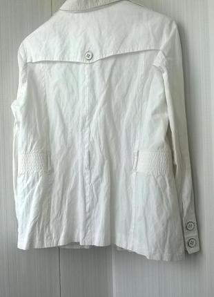 Базовая стильная белая куртка / marks & spencer5 фото