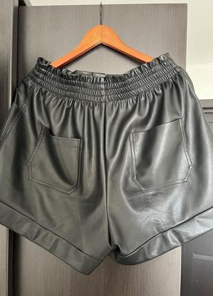 Кожаные шорты 9
