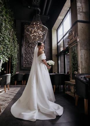 Свадебное платье 2024 г.