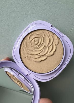 Шикарна пудра kiko milano blossoming beauty