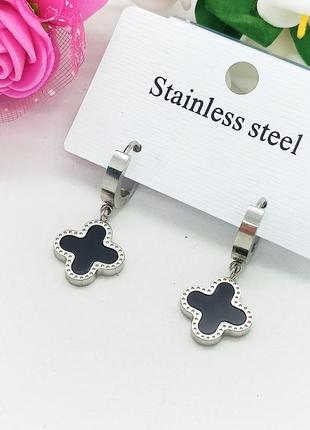 Серьги медсталь родий, клевер ванклиф клевер белый под серебро классические 3 см