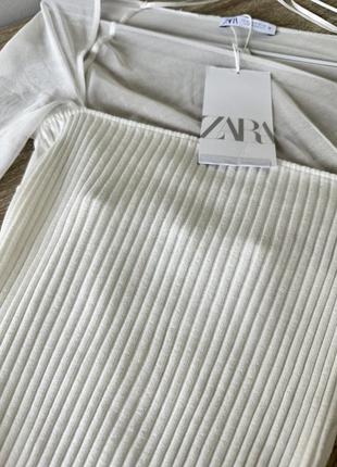 Білий топ лонгслів у рубчик zara з прозорими рукавами кофта з квадратним вирізом зара4 фото