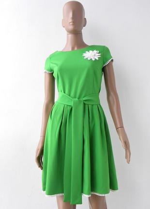 Нарядное платье зеленого цвета с аппликацией 42 размер (36 евроразмер).