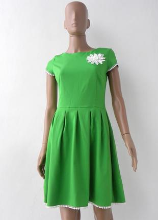 Нарядное платье зеленого цвета с аппликацией 42 размер (36 евроразмер).4 фото