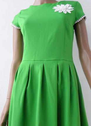 Нарядное платье зеленого цвета с аппликацией 42 размер (36 евроразмер).6 фото