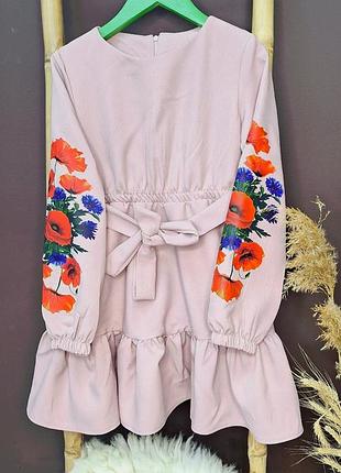 Красивое платье в стиле вышиванка