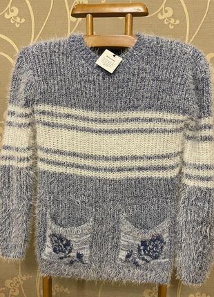 Очень красивый и стильный брендовый вязаный свитер 21.