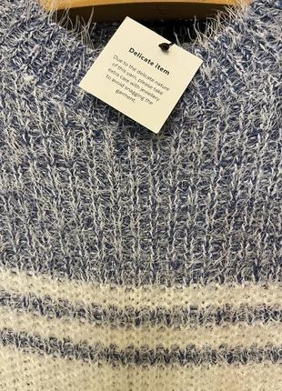 Очень красивый и стильный брендовый вязаный свитер 21.3 фото