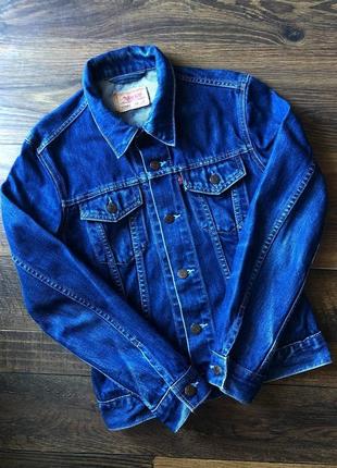 Джинсова куртка levi’s