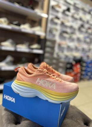 Оригинальные беговые кроссовки hoka one one bondi 84 фото