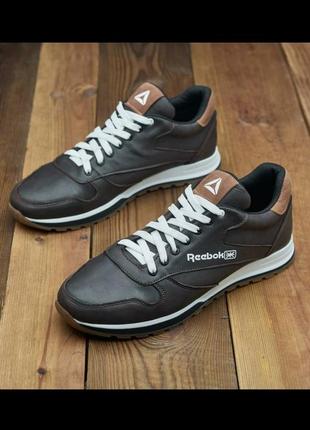 Чоловічі шкіряні кросівки з логотипом reebok