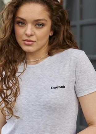 Жіноча футболка reebok сіра5 фото