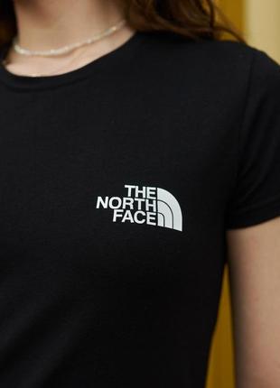 Женская футболка tnf черная3 фото