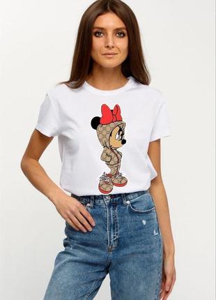 Стильная футболка с микки маусом
