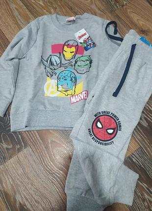 Світшот+джогери marvel на 3-4 роки