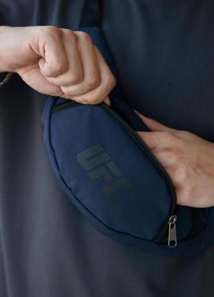 Сумка через плече ufc темно-синя бананка текстильна юфс сумка на пояс спортивна повсякденна2 фото