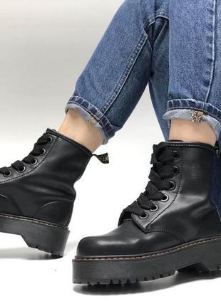 Женские кожаные ботинки dr martens molly black (доктор мартинс молли черные демисезонные)7 фото