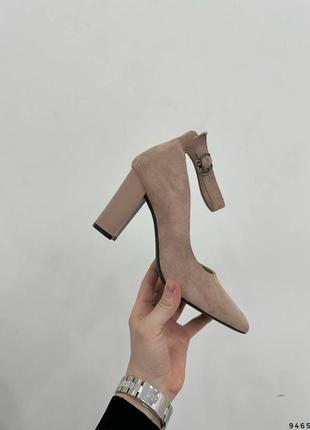 Женские туфли на каблуке с ремешком8 фото