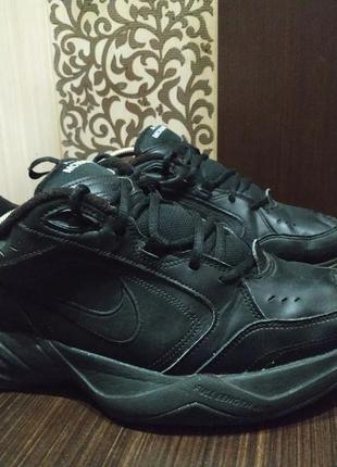 Продам шкіряні кросівки nike air monarch lv black