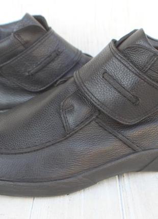 Зимові черевики jomos шкіра зроблені в німеччині 44р натур хутро1 фото