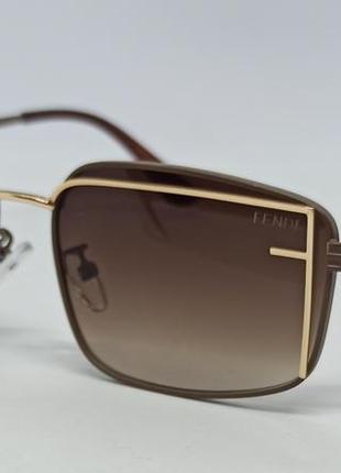 Окуляри брендові жіночі сонцезахисні коричневі з градієнтом в металевій оправі з золотим логотипом