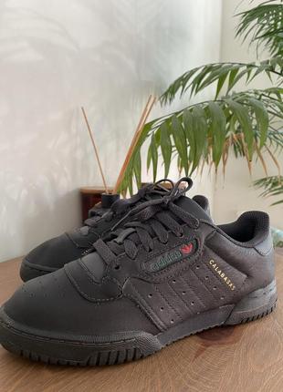 Кросівки adidas yeezy powerphase calabasas