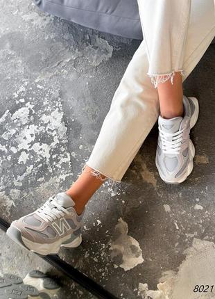 Серые кожаные замшевые комбинированные кроссовки на белой толстой грубой массивной подошве платформе6 фото