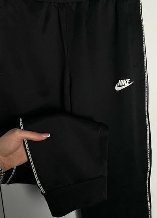 Спортивні штани nike чорні з лампасами найк спортивки джогери оригінал1 фото