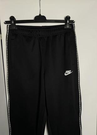 Спортивні штани nike чорні з лампасами найк спортивки джогери оригінал6 фото