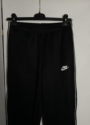 Спортивні штани nike чорні з лампасами найк спортивки джогери оригінал9 фото