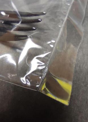 Набор столовых приборов одноразовый (вилка + нож + ложка + салфетка + соль) в индивидуальной упаковке2 фото