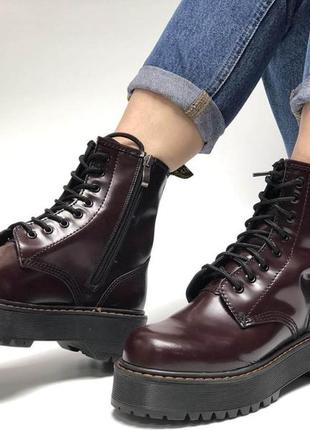 Женские ботинки dr. martens jadon rainbow patent бордового цвета (доктор мартинс жадон бордовые)9 фото