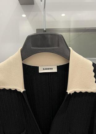 Сукня у стилі sandro paris чорне з білим комірцем