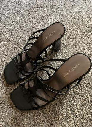 Босоніжки, шльопанці з квадратним носком шкіра мега зручні 👡