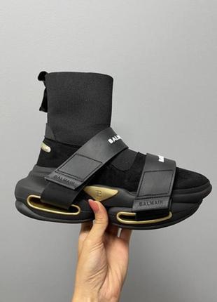 Женские высокие кроссовки хайтопы balmain b-bold sneakers 'black gold' / ботинки. сапоги, удлиненный носок бальман черные обувь на весну 20241 фото