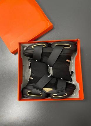 Женские высокие кроссовки хайтопы balmain b-bold sneakers 'black gold' / ботинки. сапоги, удлиненный носок бальман черные обувь на весну 20242 фото