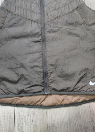 Оригинальная мужская жилетка для бега nike aerolayer insulated5 фото