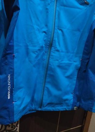 Женская куртка, ветровка regatta rgo mountain3 фото