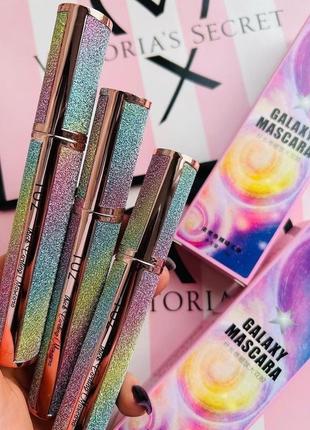 Туш для вій об'ємна чорна в блискучому корпусі  tuz galaxy mascara 12m2 фото