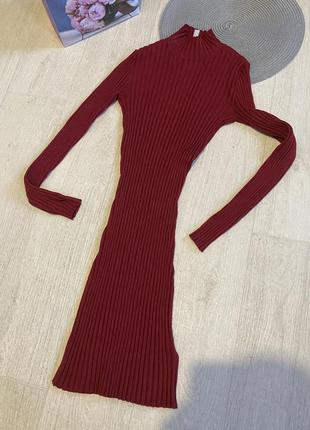 Трикотажна тепленька сукня h&amp;m платье бордового цвета4 фото