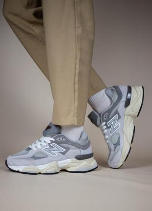 Стильные женские кроссовки для спорта и повседневного использования, new balance 9060 light grey1 фото