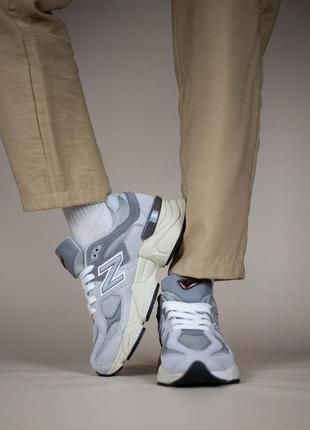 Стильные женские кроссовки для спорта и повседневного использования, new balance 9060 light grey9 фото