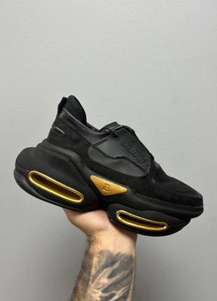 Женские  кроссовки  balmain b-bold low-top sneakers black gold бальман черные обувь на весну 2024
