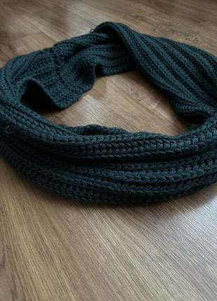 Зеленый вязаный шарф с шапкой, шарф хомут, теплый шарф, шапка вязаная зимняя4 фото
