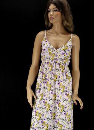 Брендове плаття максі "boohoo" у дрібний квітковий принт. розмір uk10/eur38.6 фото