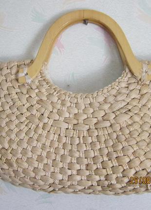 Натуральная плетенная сумка сумочка шоппер с деревянными ручками motivi