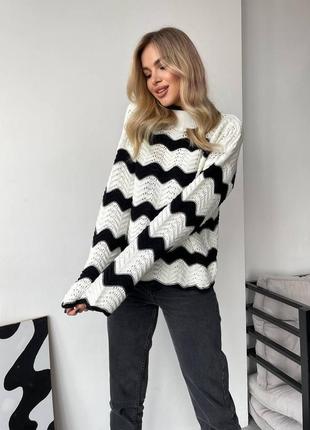 Свитер женский