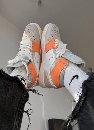 Jordan 1 retro orange grey