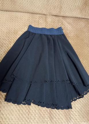 Шкільна спідниці