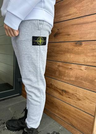 Штани stone island сірий колір2 фото